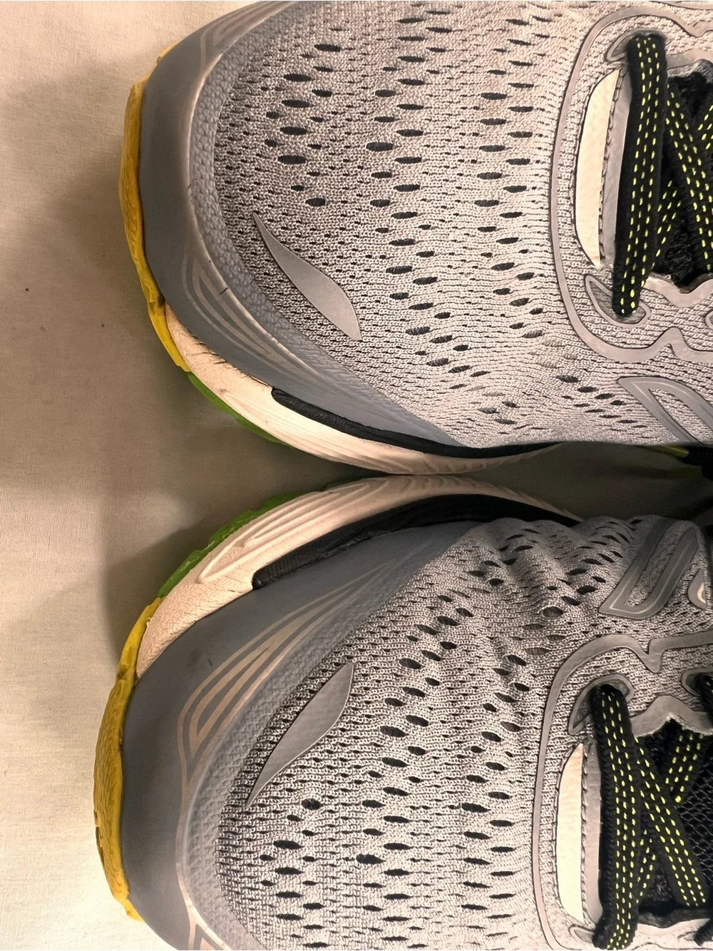 New Balance Gray and Lime Green Men's Running Shoes